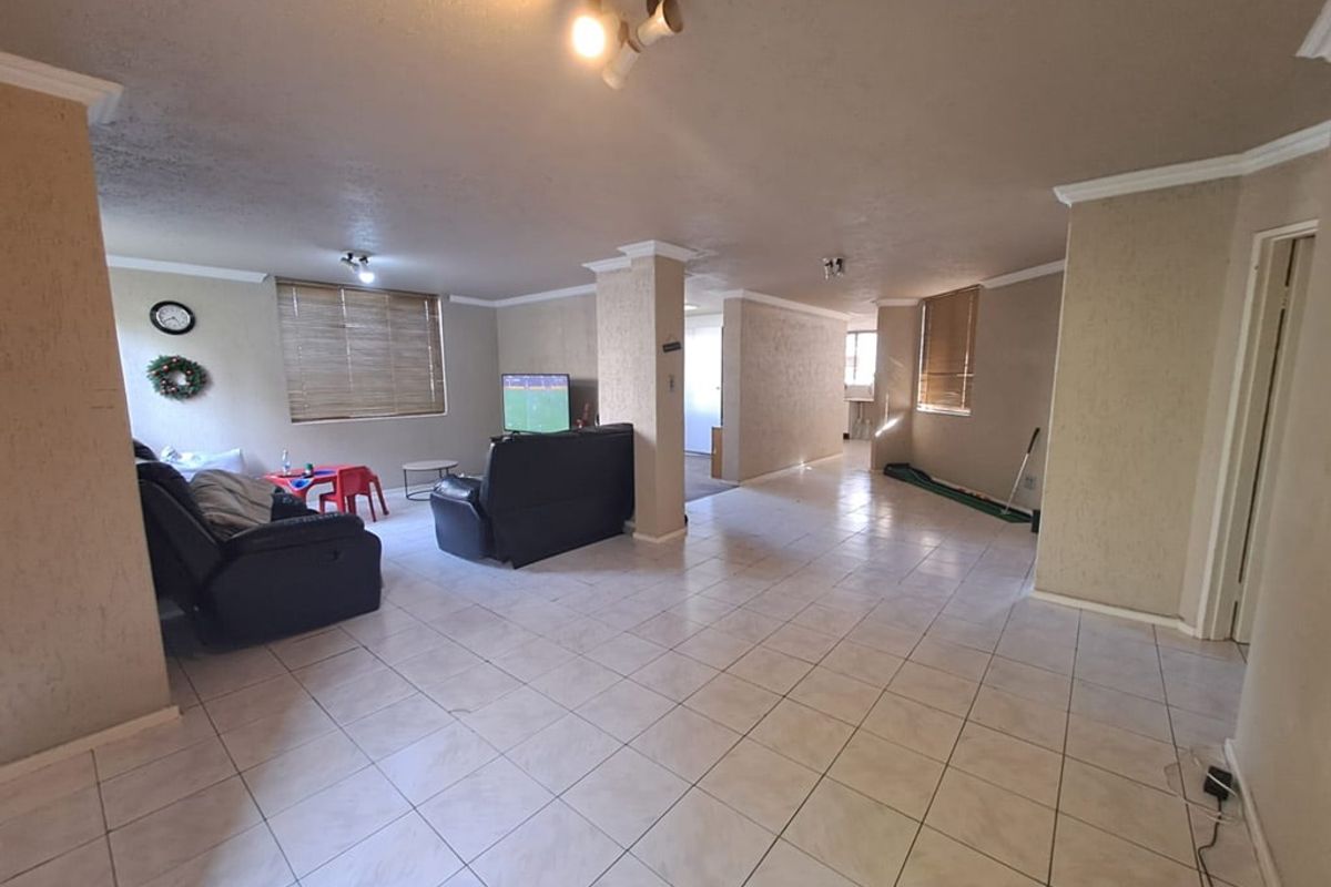 Apartment Pending Sale In Randburg - Photo 5