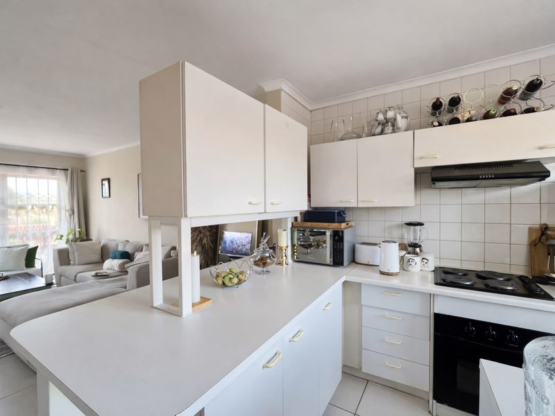 Apartment Pending Sale In Sandton - Photo 6