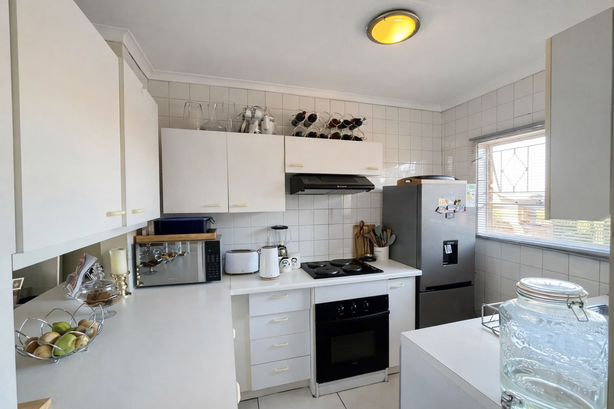 Apartment Pending Sale In Sandton - Photo 5