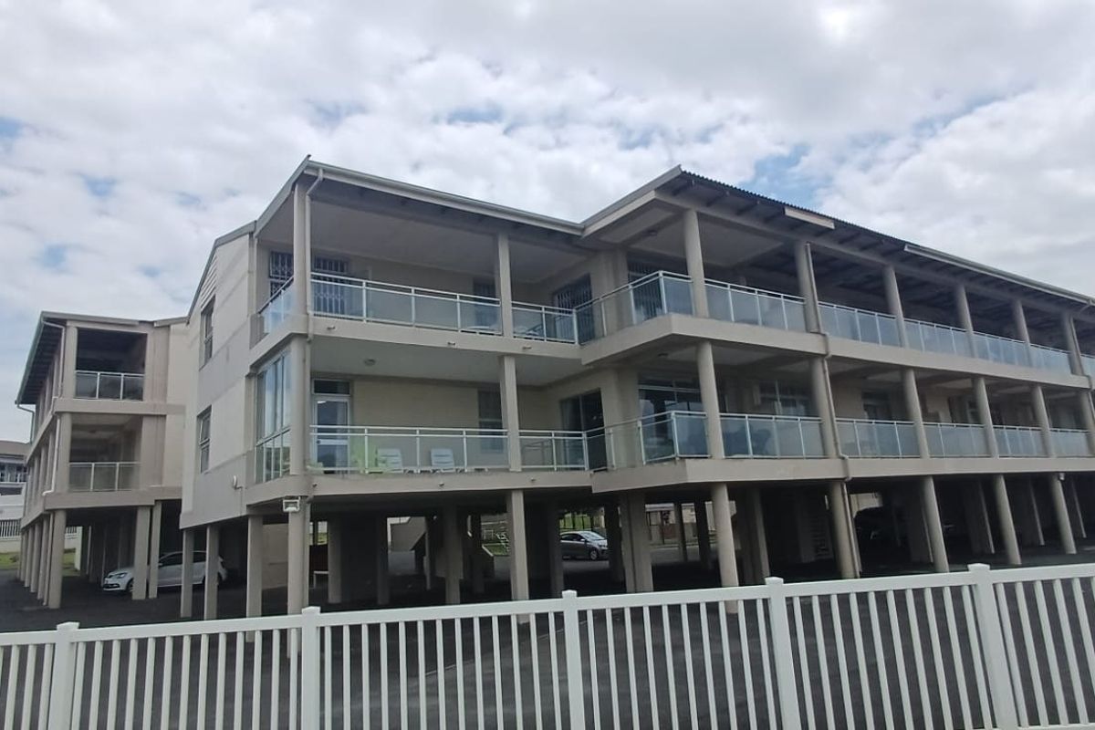 Apartment For Sale In Margate - Photo 2