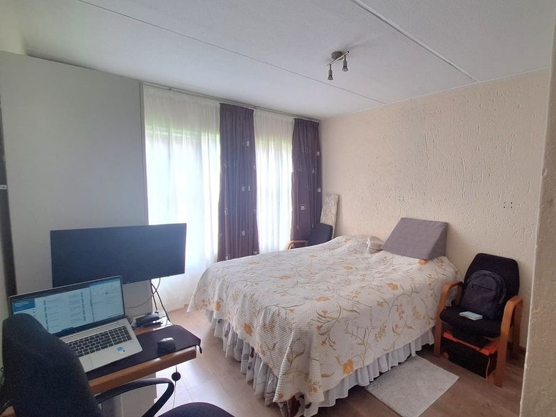 Townhouse For Sale In Midrand - Photo 8