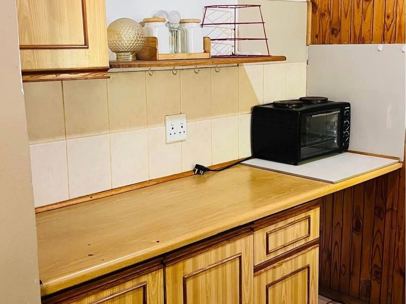 Apartment Rental Monthly In Midrand - Photo 8