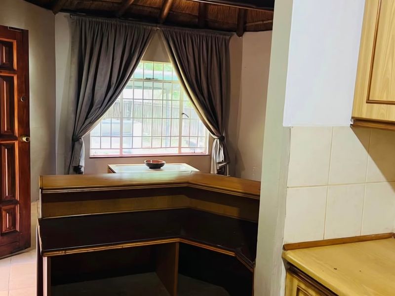 Apartment Rental Monthly In Midrand - Photo 3