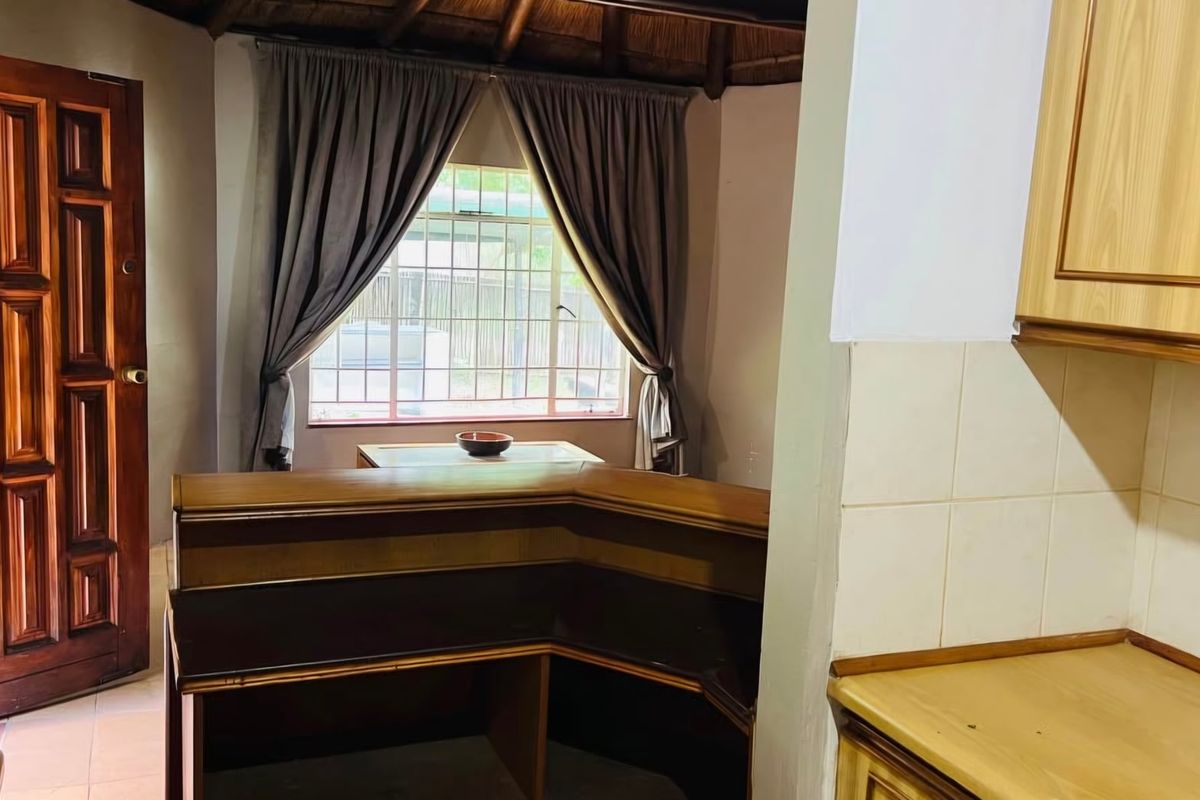 Apartment Rental Monthly In Midrand - Photo 3