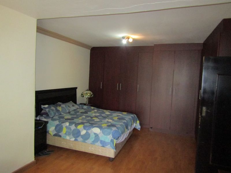 House For Sale In Johannesburg - Photo 9