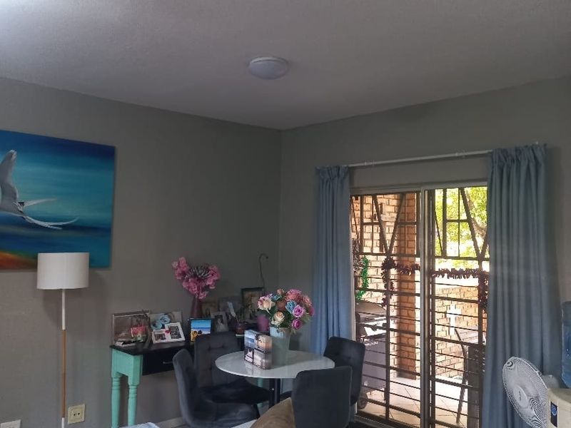 Townhouse Pending Sale In Pretoria - Photo 7