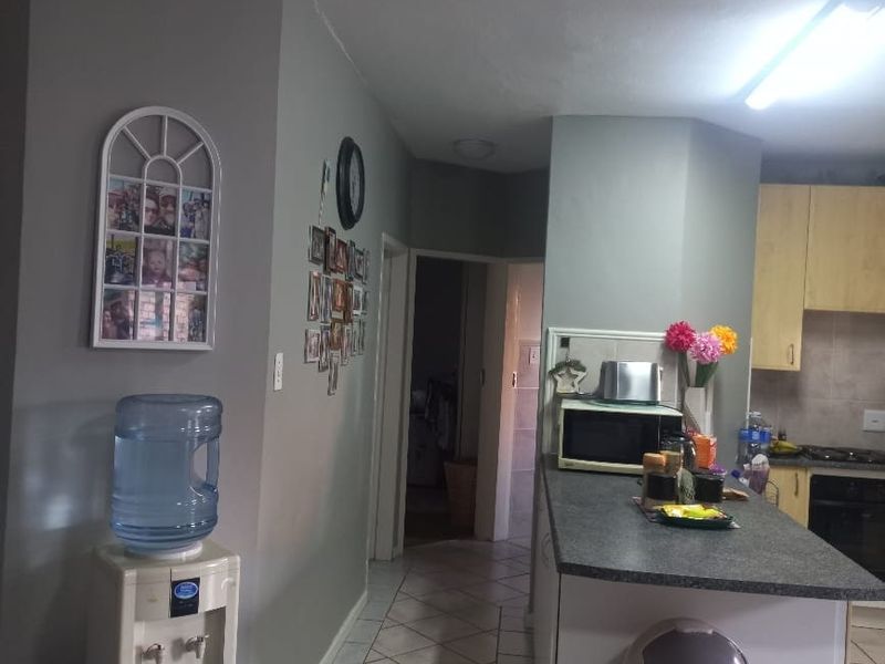 Townhouse Pending Sale In Pretoria - Photo 10