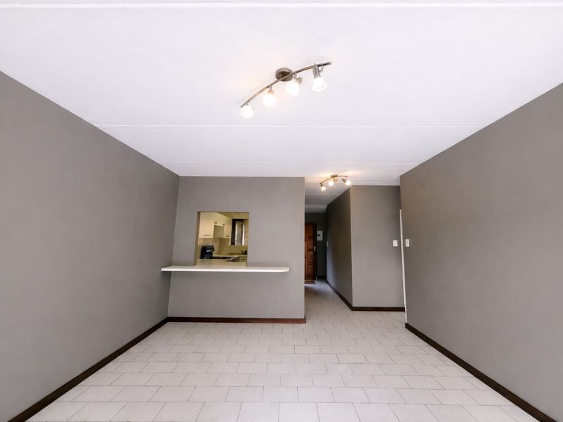 Apartment Pending Sale In Sandton - Photo 2