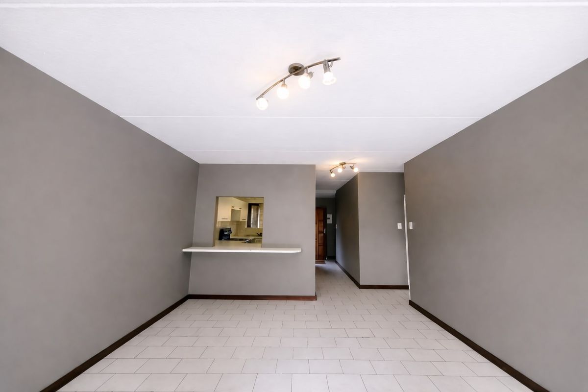 Apartment Pending Sale In Sandton - Photo 2