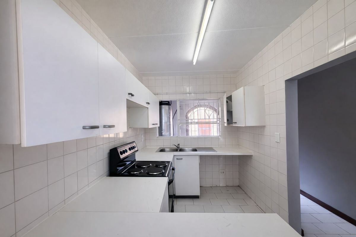 Apartment Pending Sale In Sandton - Photo 5