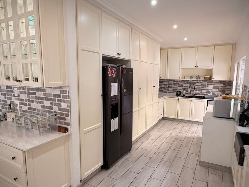 House For Sale In Port Shepstone - Photo 8