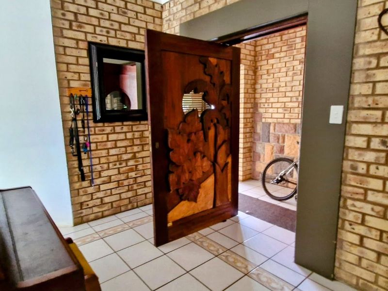 House Pending Sale In Trafalgar - Photo 7