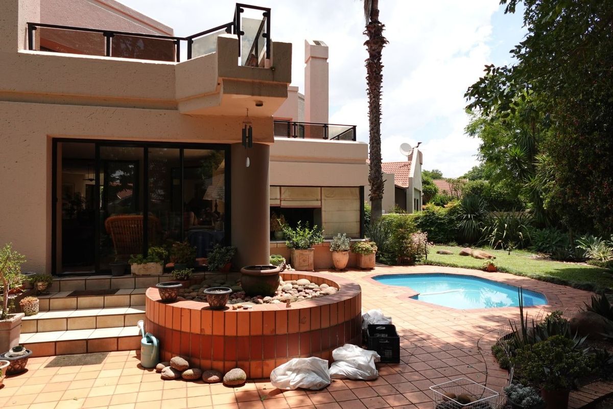 House For Sale In Pretoria - Photo 2