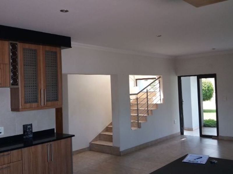 Cluster For Sale In Midrand - Photo 6