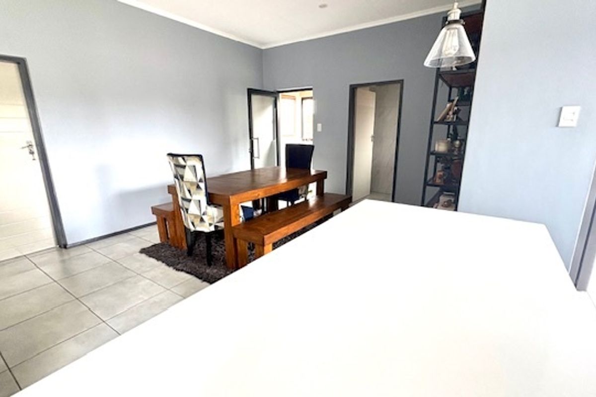 Townhouse For Sale In Midrand - Photo 5