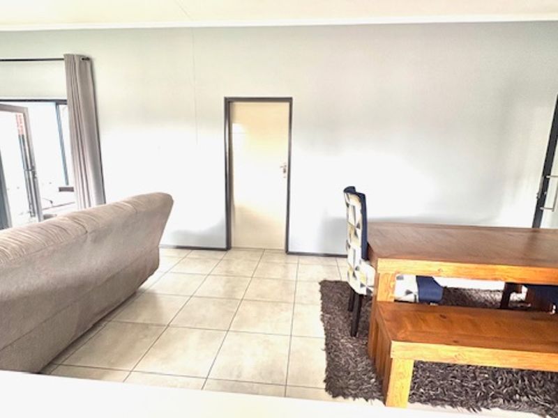Townhouse For Sale In Midrand - Photo 10