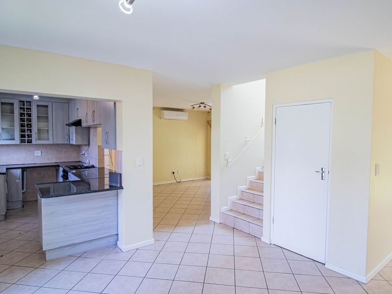 House Pending Sale In Midrand - Photo 6