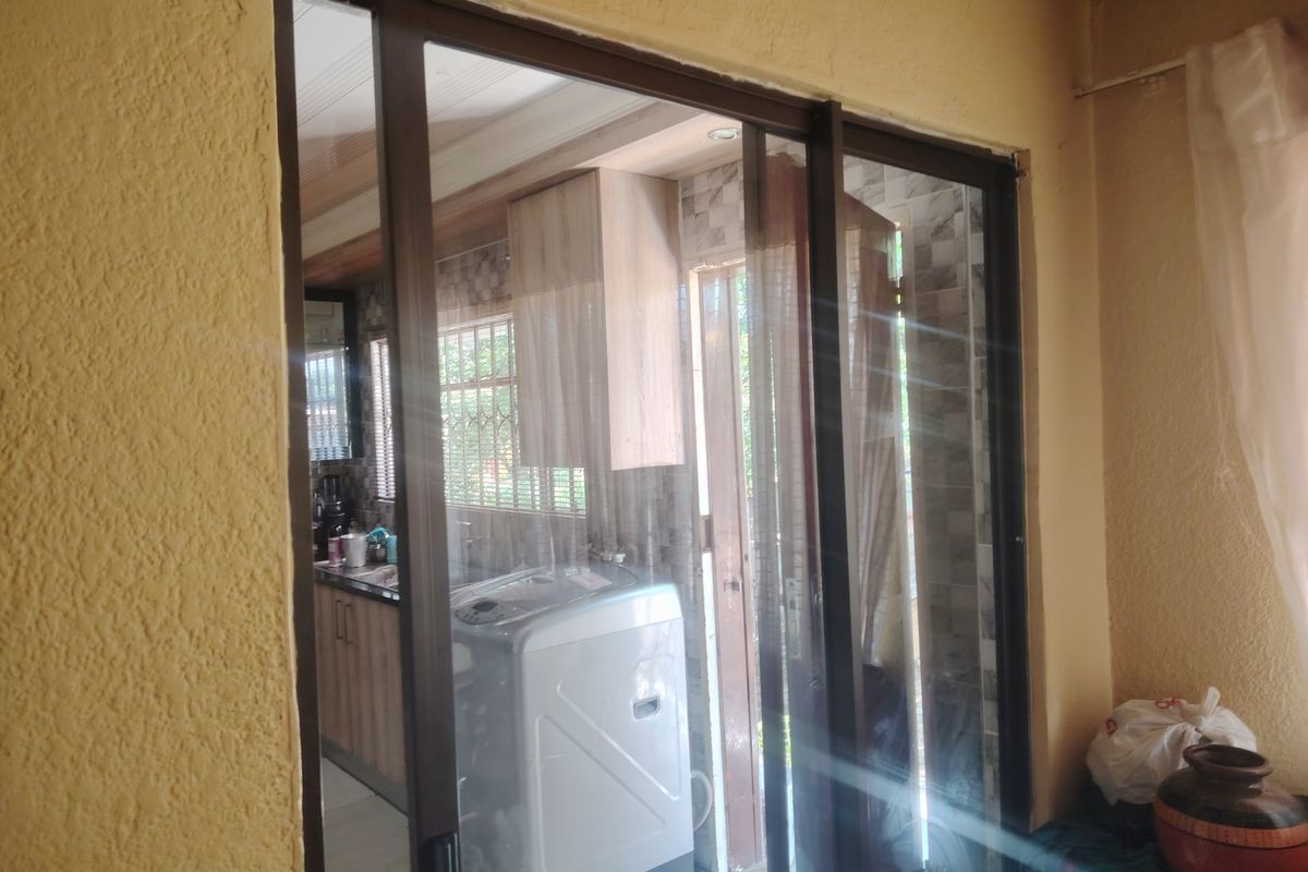 House For Sale In Nigel - Photo 5