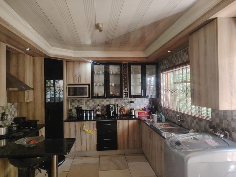 House For Sale In Nigel - Photo 4