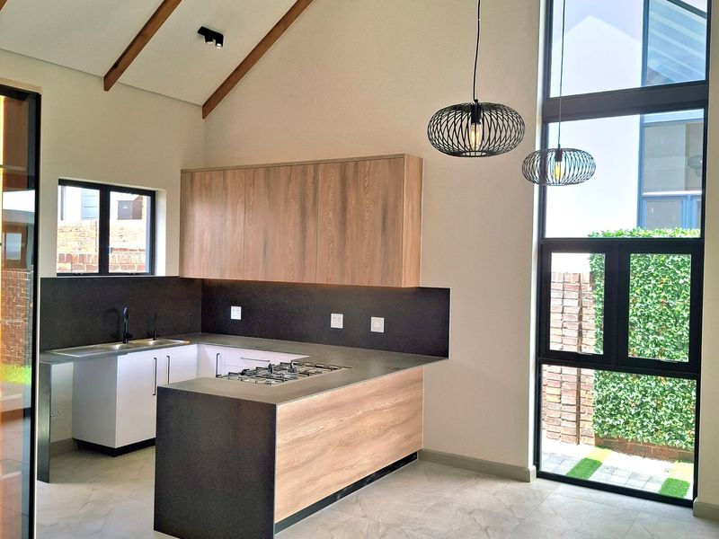 House For Sale In Potchefstroom - Photo 9