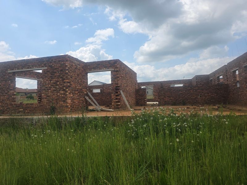 House For Sale In Rayton - Photo 10