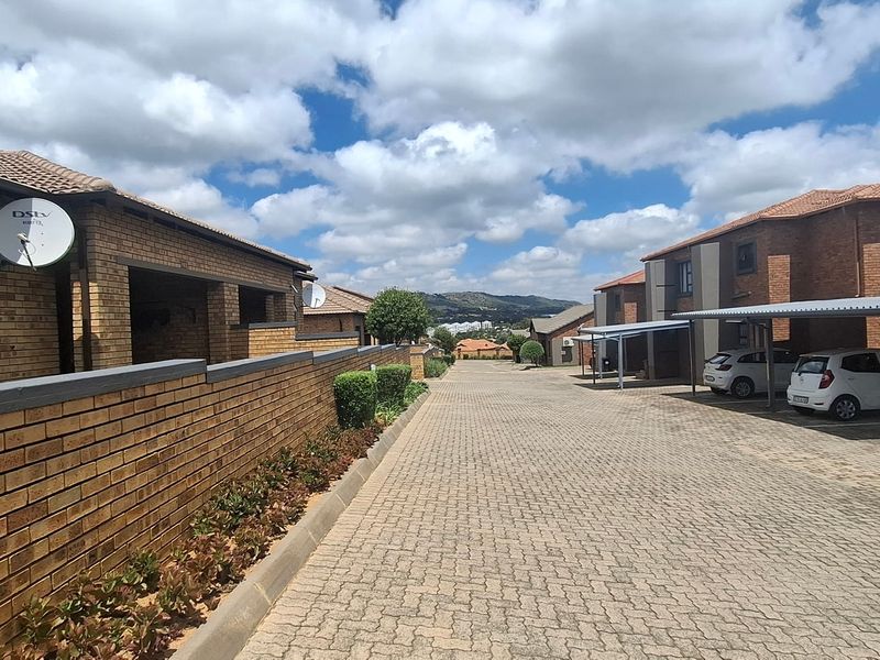 Townhouse For Sale In Roodepoort - Photo 3