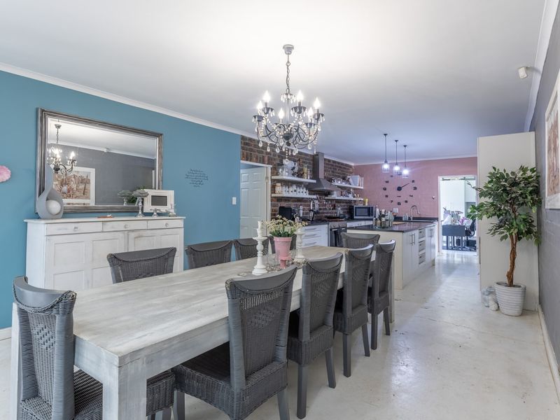 House Pending Sale In Cape Town - Photo 10