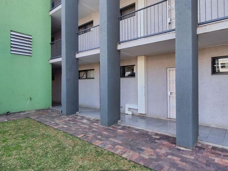 Apartment For Sale In Benoni - Photo 2