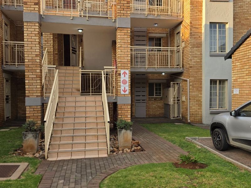 Apartment For Sale In Centurion - Photo 2