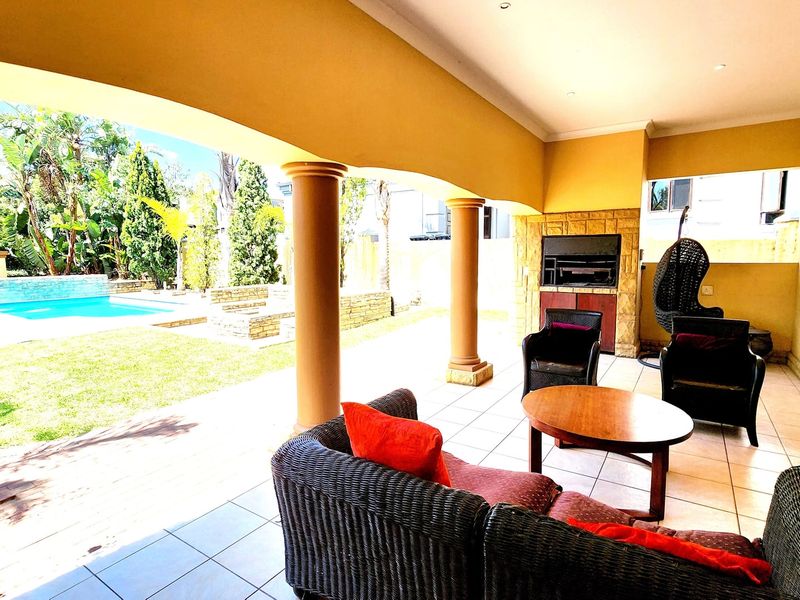 House For Sale In Centurion - Photo 2