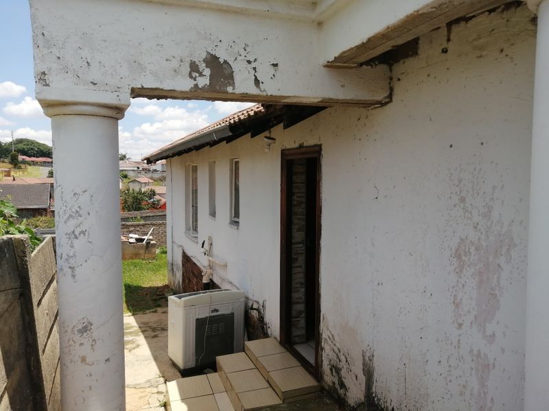 House For Sale In Johannesburg - Photo 6