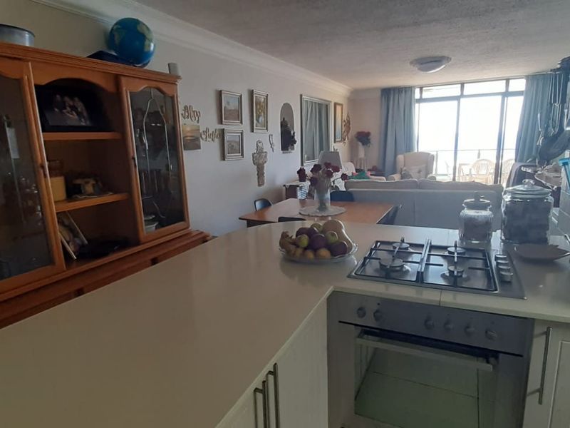 Apartment For Sale In Margate - Photo 4