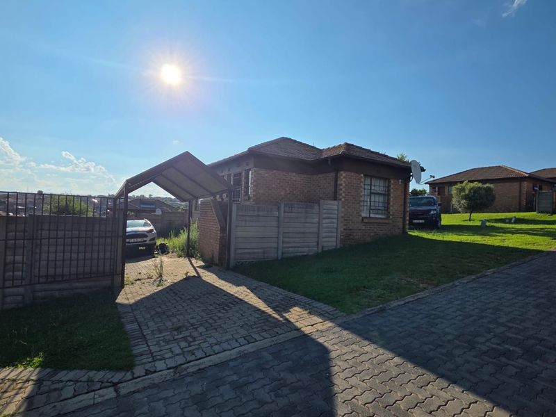 House For Sale In Centurion - Photo 3
