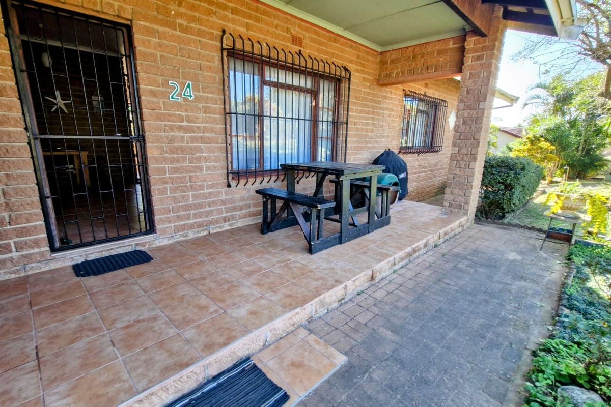 House For Sale In Trafalgar - Photo 3