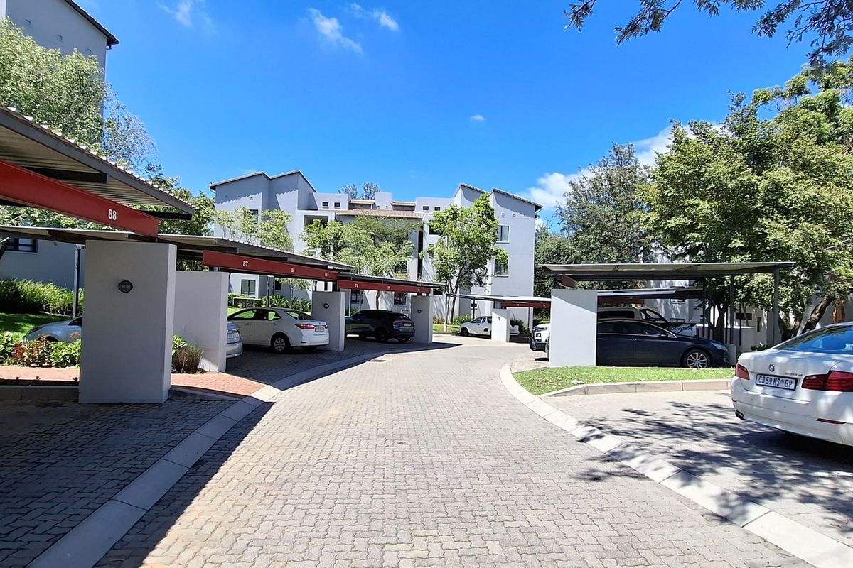 Apartment For Sale In Randburg - Photo 3