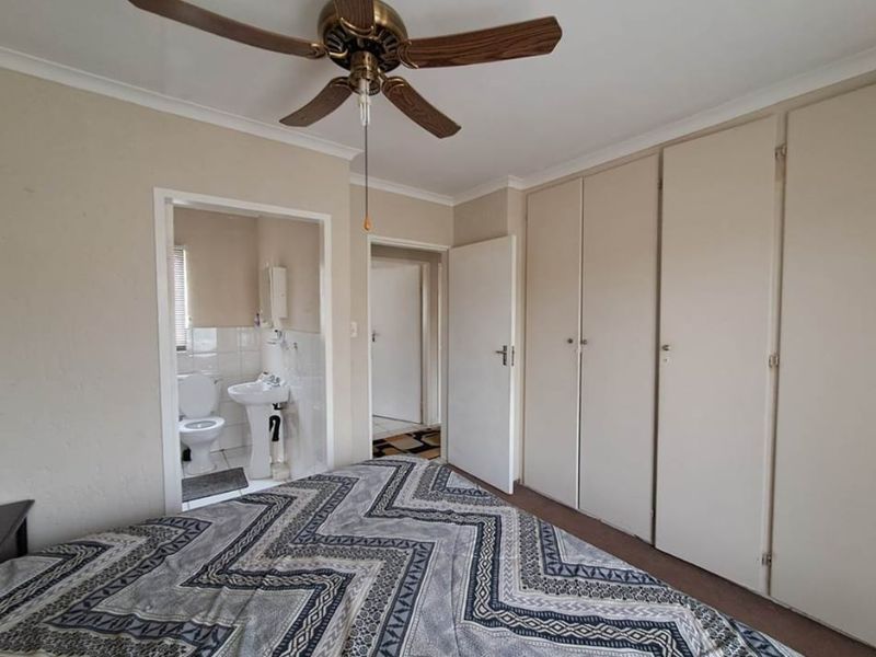 Apartment For Sale In Edenvale - Photo 6