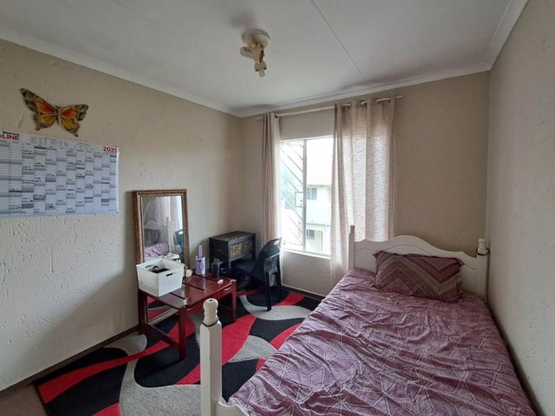 Apartment For Sale In Edenvale - Photo 9