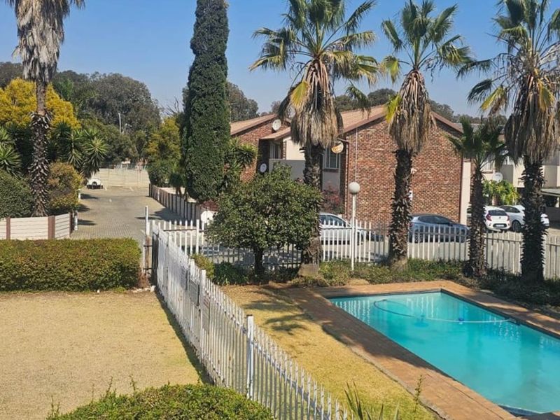 Apartment For Sale In Edenvale - Photo 10
