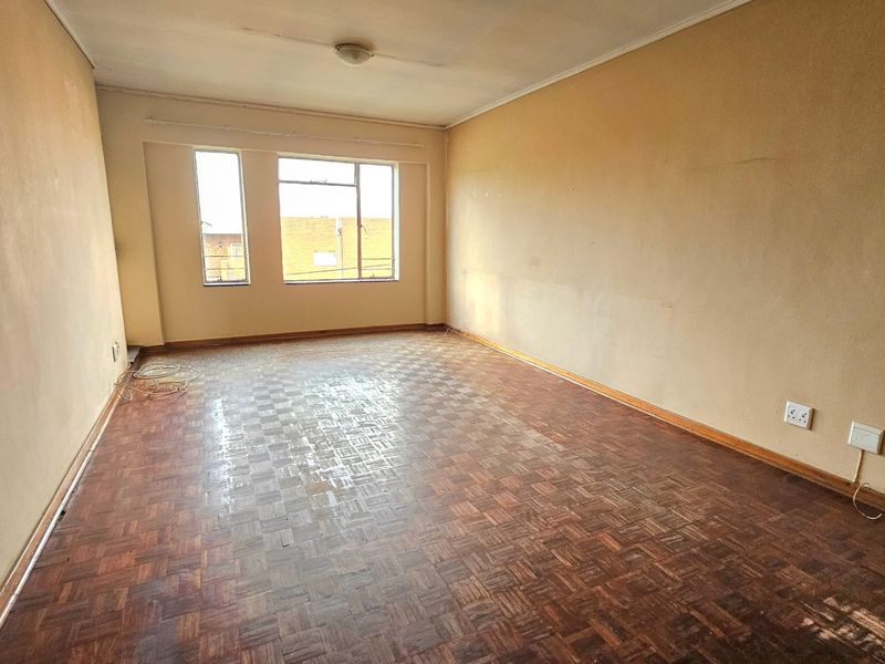 Apartment For Sale In Germiston - Photo 3