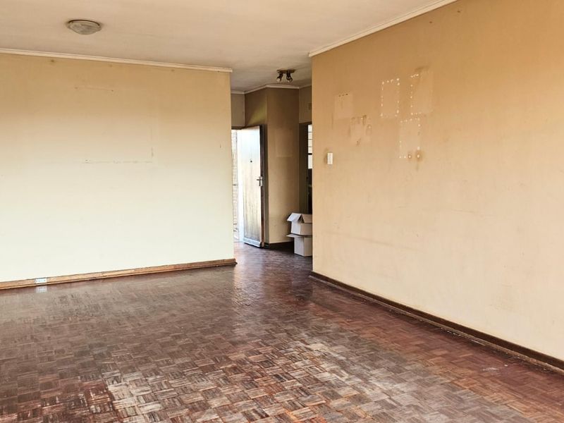 Apartment For Sale In Germiston - Photo 5