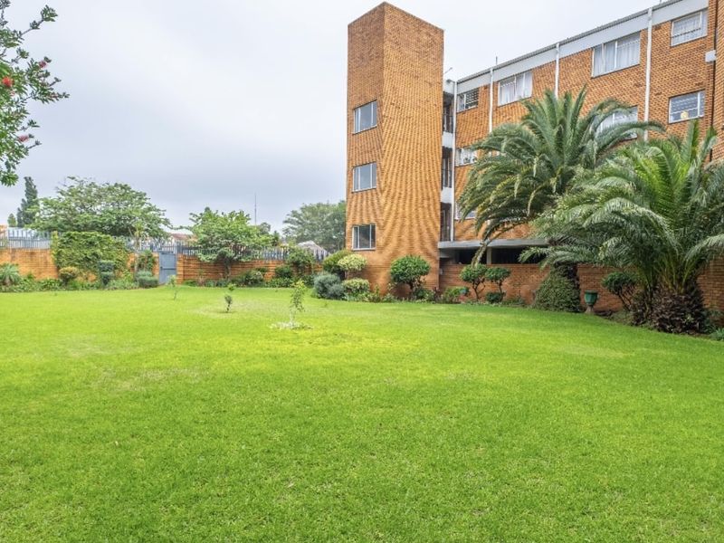 Apartment For Sale In Germiston - Photo 9