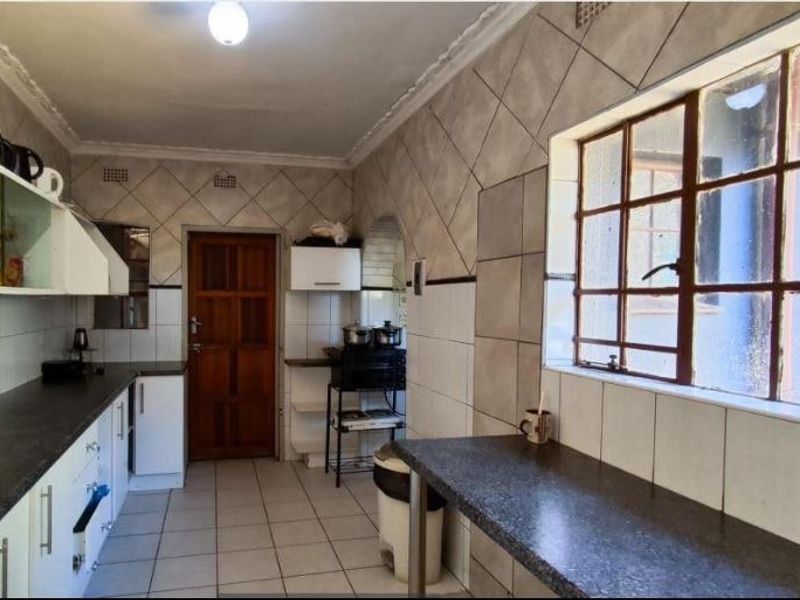 House For Sale In Kempton Park - Photo 3