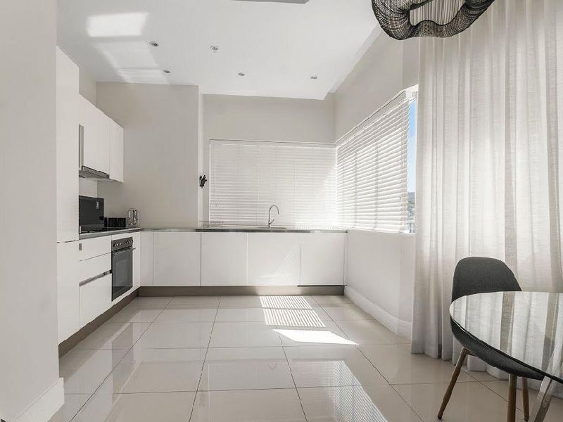 Apartment Rental Monthly In Cape Town - Photo 3