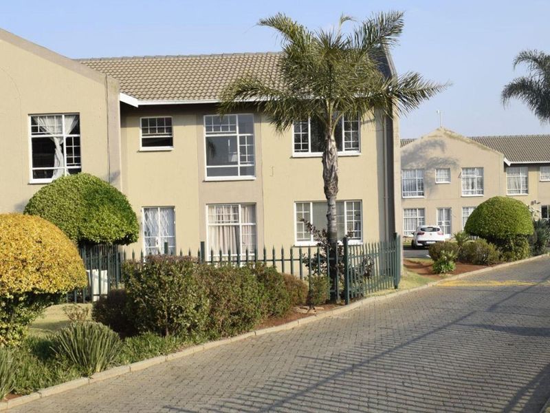 Apartment For Sale In Boksburg - Photo 3