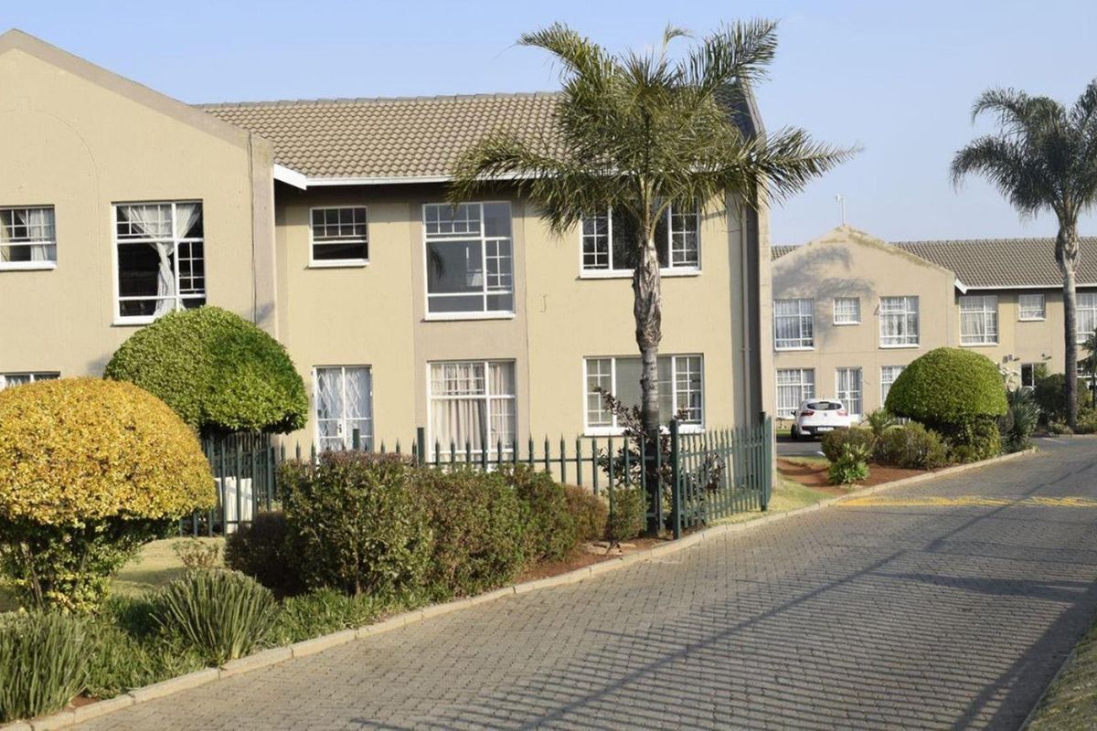 Apartment For Sale In Boksburg - Photo 3