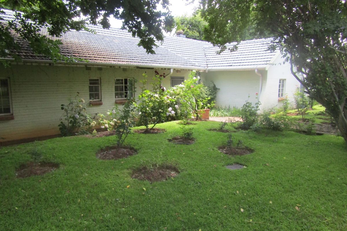 House For Sale In Sandton - Photo 2