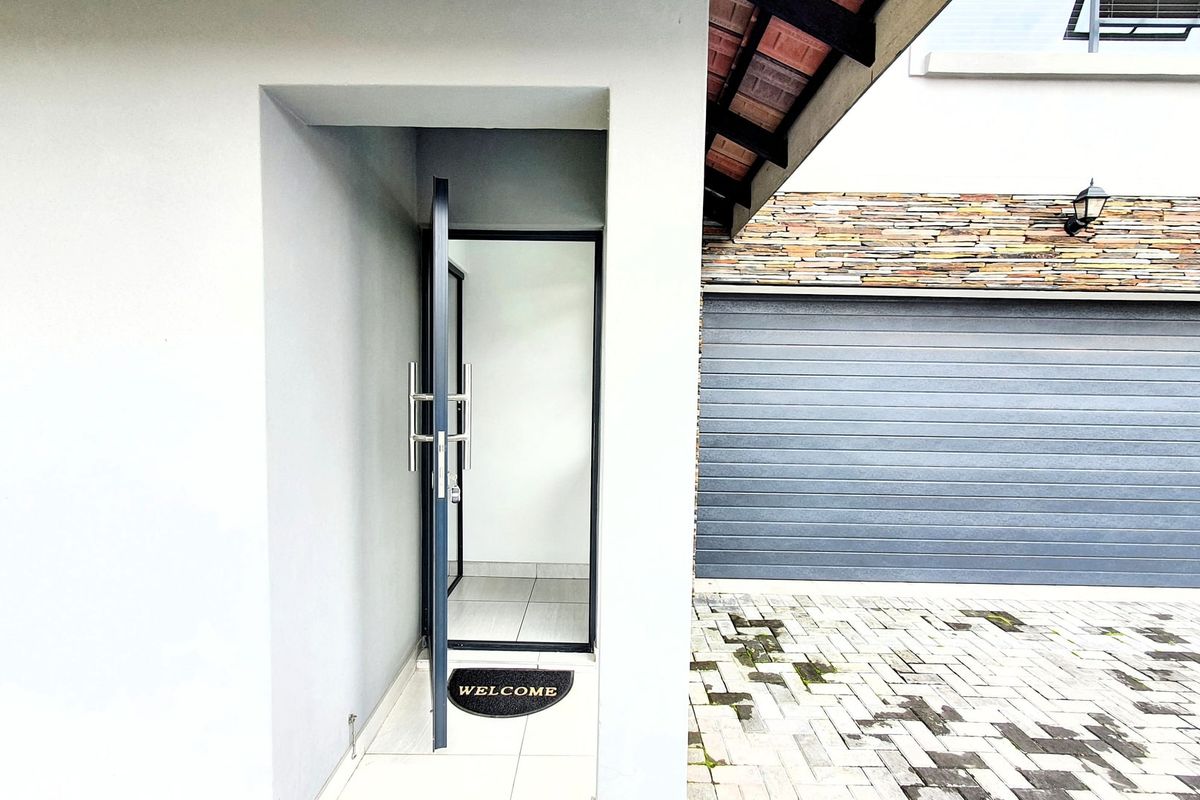 House For Sale In Boksburg - Photo 5