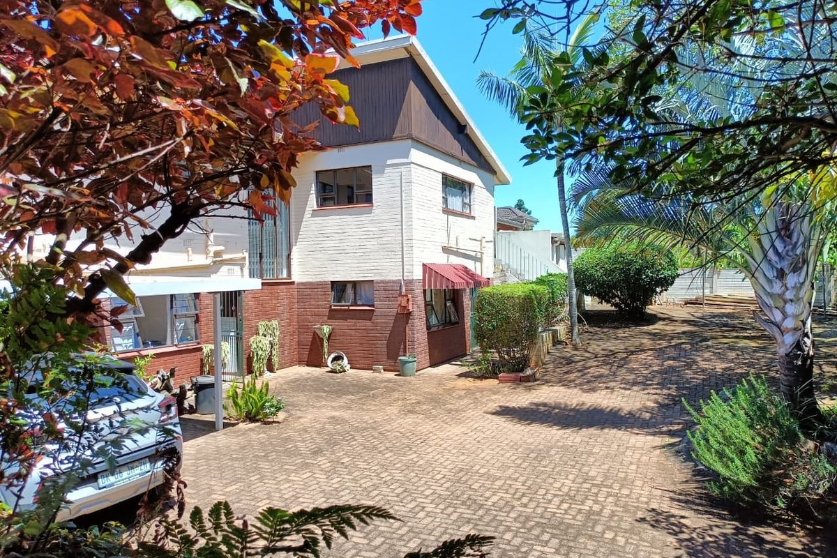 House For Sale In Margate - Photo 5
