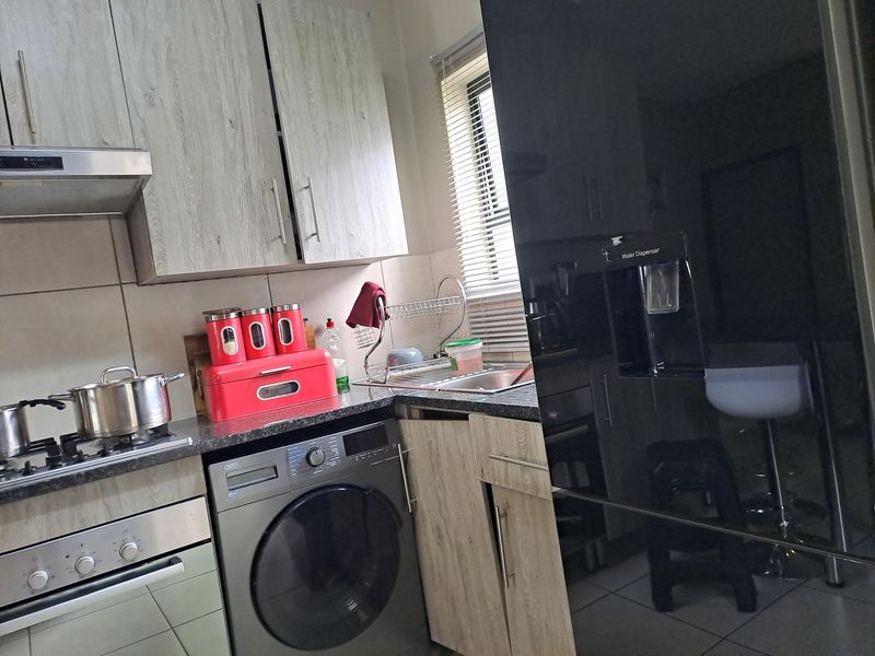 Apartment For Sale In Midrand - Photo 7