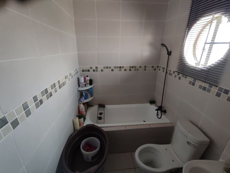 Townhouse For Sale In Boksburg - Photo 6